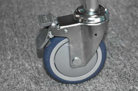 Tandu Ambulans Posisi Rendah Tepi Lebar Lipat Paduan Aluminium Troli Penyelamatan