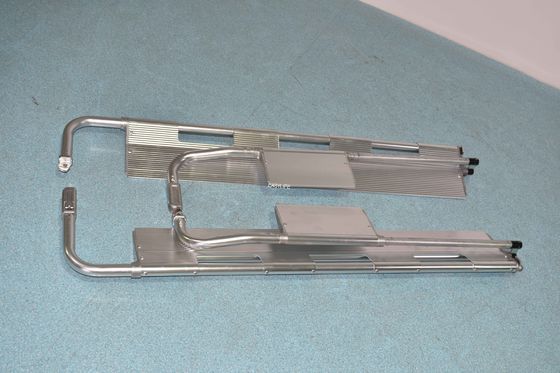 210 × 44 × 6 Cm Lipat Sendok Tandu Rumah Sakit Manual Power Adjustable Alloy