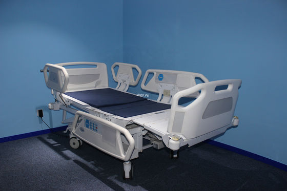 Cold Rolled Steel 85in Electric Hospital Bed Untuk Penggunaan Di Rumah W105 Putih Dengan Toilet