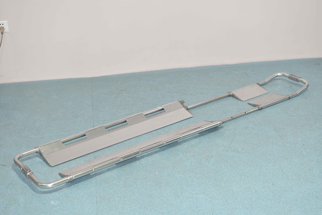 Lipat Fleksibel Alloy Aluminium Sekop Stretcher Mudah Berbawa Multifungsi Warna Disesuaikan